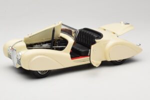Delahaye Cabriolet Creme Guiloy 1:18 68580 Metal — billede 2 af 8