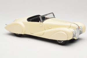 Delahaye Cabriolet Creme Guiloy 1:18 68580 Metal — billede 6 af 8