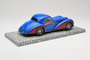 Delahaye Type 145 V12 Coupe Blå Rød Minichamps 1:18 107116121 Resin — billede 2 af 6