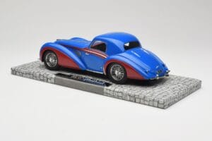 Delahaye Type 145 V12 Coupe Blå Rød Minichamps 1:18 107116121 Resin — billede 5 af 6
