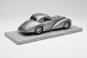 Delahaye Type 145 V12 Coupe Mullin Museum Minichamps 1:18 107116120 Metal — billede 5 af 6