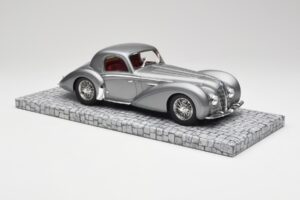 Delahaye Type 145 V12 Coupe Mullin Museum Minichamps 1:18 107116120 Metal — billede 6 af 6