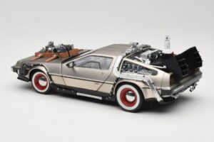 DeLorean DMC-12 Back to the Future Part III Sun Star 1:18 2712 Metal — billede 7 af 8