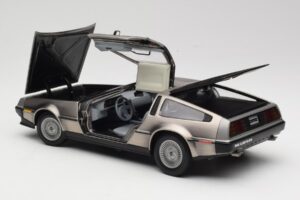 DeLorean DMC-12 LK Sølv Sun Star 1:18 2701 Metal — billede 5 af 8