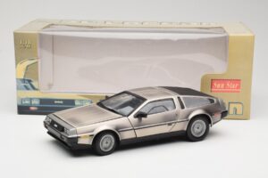 DeLorean DMC-12 LK Sølv Sun Star 1:18 2701 Metal — billede 8 af 8