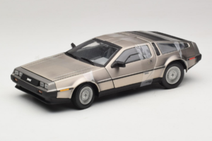 DeLorean DMC-12 Sølv Sun Star 1:18 2703 Metal