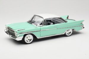 DeSoto Adventurer Grøn American Mint 1:18 92738 Metal