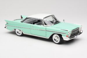 DeSoto Adventurer Grøn Road Signature 1:18 92738-R1 Metal — billede 6 af 8