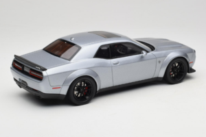Dodge Challenger SRT Hellcat Redeye Sølv GT Spirit 1:18 GT226 Resin — billede 2 af 6