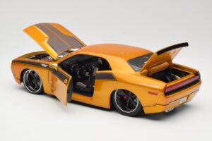 Dodge Challenger Concept Guld Maisto 1:18 31320 Metal — billede 5 af 8