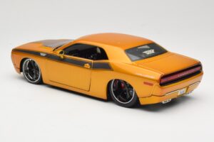 Dodge Challenger Concept Guld Maisto 1:18 31320 Metal — billede 7 af 8