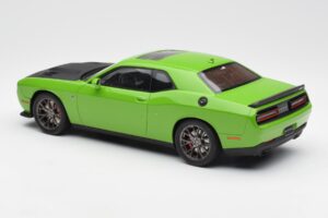 Dodge Challenger SRT Hellcat Grøn GT Spirit 1:18 GT168 Resin — billede 5 af 6