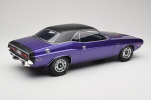 Dodge Challenger R/T Plum Crazy Otto 1:12 G083 Resin — billede 2 af 6
