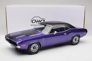 Dodge Challenger R/T Plum Crazy Otto 1:12 G083 Resin — billede 6 af 6