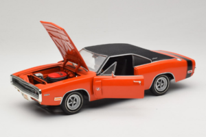 Dodge Charger R/T Orange & Sort American Muscle 1:18 39314 Metal — billede 2 af 8