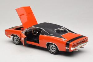 Dodge Charger R/T Orange & Sort American Muscle 1:18 39314 Metal — billede 5 af 8