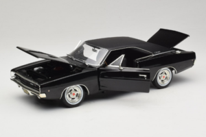 Dodge Charger R/T Steve McQueen Bullitt Movie Greenlight 1:18 12839 Metal — billede 2 af 8