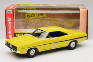 Dodge Charger R/T Gul Dirty Mary Crazy Larry Auto World 1:18 AWSS101/06 Metal — billede 8 af 8