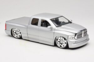 Dodge Ram Tuned Sølv Jada 1:18 63162-SM Metal — billede 6 af 8