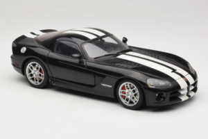 Dodge Viper SRT-10 Coupe Sort AUTOart 1:18 71712 Metal — billede 6 af 8