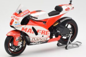Ducati Desmosedici GP11 #8 H. Barbera Ducati MotoGP Team MotoGP 2011 Minichamps 1:12 123110008 Metal — billede 2 af 6