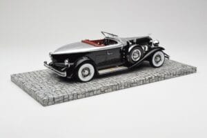 Duesenberg Model J Torpedo Disappearing Top Convertible Coupe Sølv Sort Minichamps 1:18 107150431 Resin — billede 2 af 6