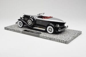 Duesenberg Model J Torpedo Disappearing Top Convertible Coupe Sølv Sort Minichamps 1:18 107150431 Resin — billede 5 af 6