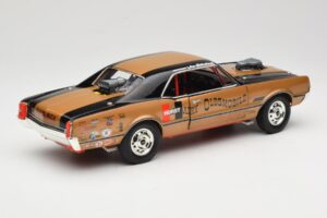 Oldsmobile 442 Hurst Hairy Olds Twin-Engine 4WD 1966 Highway 61 1:18 50089 Metal — billede 3 af 8