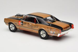 Oldsmobile 442 Hurst Hairy Olds Twin-Engine 4WD 1966 Highway 61 1:18 50089 Metal — billede 7 af 8