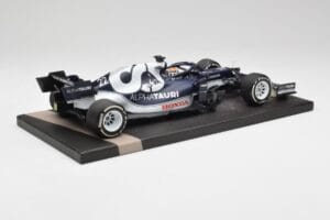 AlphaTauri AT02 #22 Y. Tsunoda Bahrain GP 2021 Minichamps 1:18 117210122 Metal — billede 3 af 6