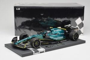 Aston Martin AMR22 Aramco #5 S. Vettel Abu Dhabi GP 2022 Last Race Collector's Edition Minichamps 1:18 117222205 Resin — billede 7 af 7