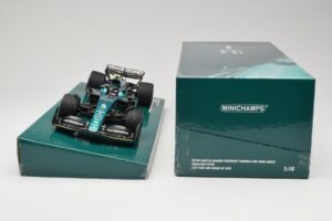 Aston Martin AMR22 #5 S. Vettel Last Race Abu Dhabi GP 2022 Minichamps 1:18 147222205 Resin — billede 6 af 7