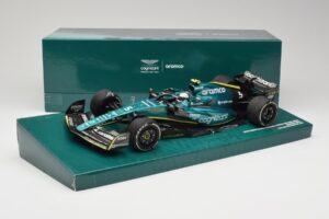 Aston Martin AMR22 #5 S. Vettel Last Race Abu Dhabi GP 2022 Minichamps 1:18 147222205 Resin — billede 7 af 7