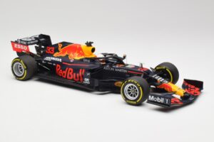 Aston Martin Red Bull Racing RB16 #33 M. Verstappen Abu Dhabi GP Winner 2020 Minichamps 1:18 110201733 Metal — billede 4 af 7
