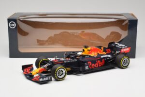 Aston Martin Red Bull Racing RB16 #33 M. Verstappen Abu Dhabi GP Winner 2020 Minichamps 1:18 110201733 Metal — billede 7 af 7