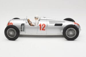 Auto Union Type C #12 H. Stuck Hungarian GP Budapest 1936 Minichamps 1:18 155361012 Metal — billede 3 af 6