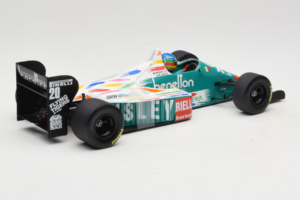 Benetton B186 #20 G. Berger F1 1986 Minichamps 1:18 80439418130 Metal — billede 2 af 6