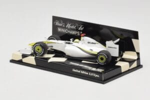 Brawn GP Mercedes BGP001 #22 J. Button Showcar 2009 Minichamps 1:43 400090092 Metal — billede 3 af 5