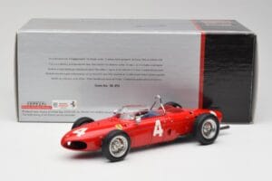 Ferrari 156 Sharknose P. Hill / W. von Trips Belgian GP 1961 CMC 1:18 M-070 Metal — billede 6 af 6
