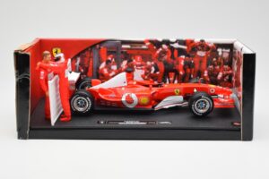 Ferrari F2003-GA F1 Constructors World Champions 2003 Hot Wheels 1:18 G3764 Metal — billede 6 af 7