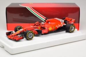 Ferrari SF71-H #5 S. Vettel Australian GP Winner 2018 BBR 1:18 BBR181805 Metal — billede 7 af 7