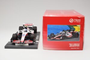 Haas VF-22 #47 M. Schumacher Brazilian GP 2022 Minichamps 1:18 117222147 Resin — billede 6 af 7