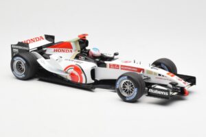 Honda RA106 Honda Racing Team R. Barrichello F1 Showcar 2006 Minichamps 1:18 08MF1-06B-CRB18 Metal — billede 4 af 6
