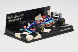 Jordan Hart 192 #32 S. Modena Race Car 1992 Minichamps 1:43 400920032 Metal — billede 2 af 5