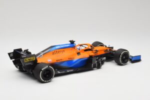 McLaren MCL35M #3 D. Ricciardo Italian GP Winner 2021 Minichamps 1:18 530213303 Resin — billede 2 af 7