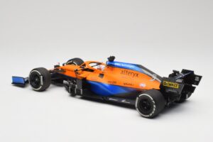 McLaren MCL35M #3 D. Ricciardo Italian GP Winner 2021 Minichamps 1:18 530213303 Resin — billede 5 af 7