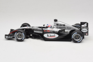 McLaren MP4/19 Mercedes K. Raikkonen F1 2004 Minichamps 1:18 530041806 Metal — billede 3 af 7