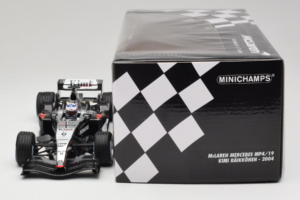 McLaren MP4/19 Mercedes K. Raikkonen F1 2004 Minichamps 1:18 530041806 Metal — billede 6 af 7