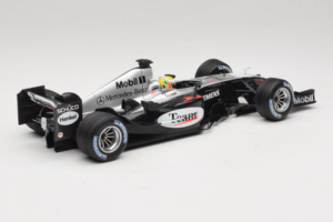 McLaren MP4/19 Mercedes L. Hamilton Autosport Young Driver Test Silverstone 2004 Minichamps 1:18 530044418 Metal — billede 2 af 7