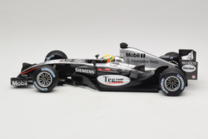McLaren MP4/19 Mercedes L. Hamilton Autosport Young Driver Test Silverstone 2004 Minichamps 1:18 530044418 Metal — billede 3 af 7